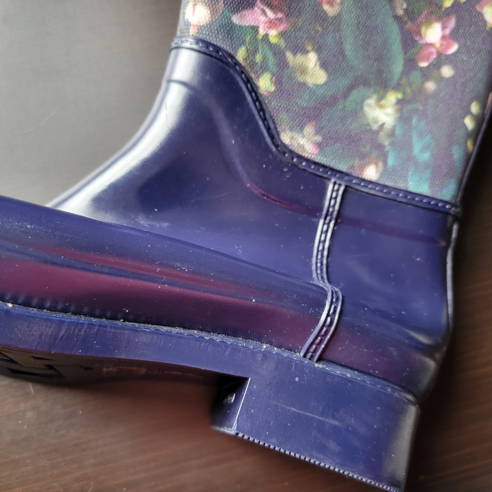 Ted Baker Hampto Blue Floral Tall Rain Boots with Buckle Strap Size 8 - Picture 12 of 14